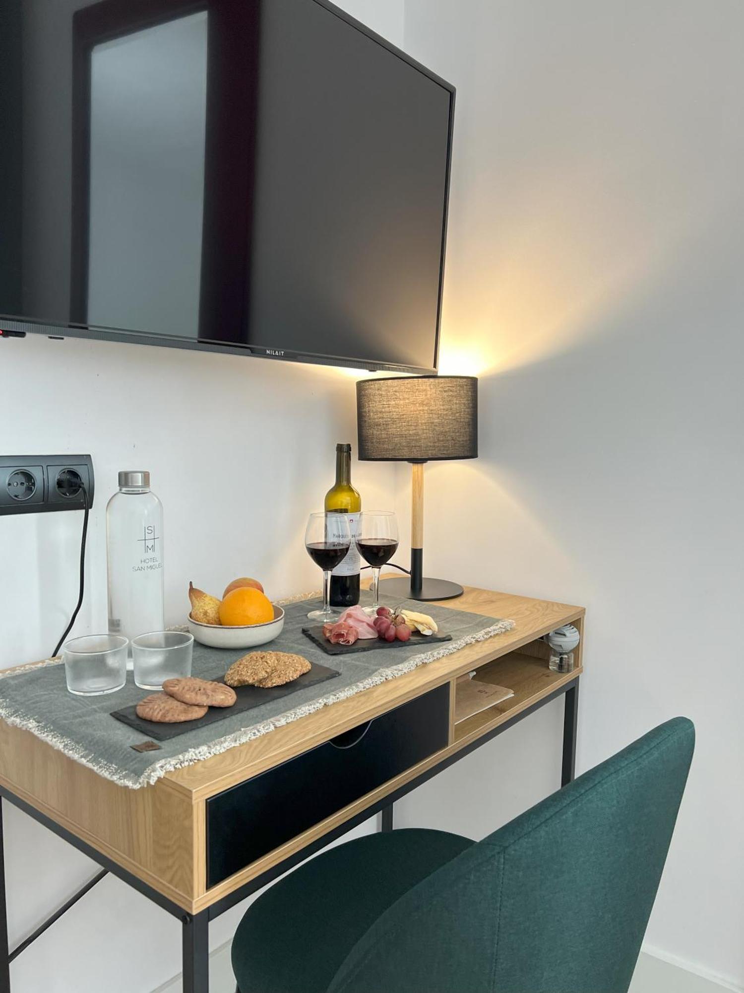 Hotel San Miguel Menorca Mahón Buitenkant foto